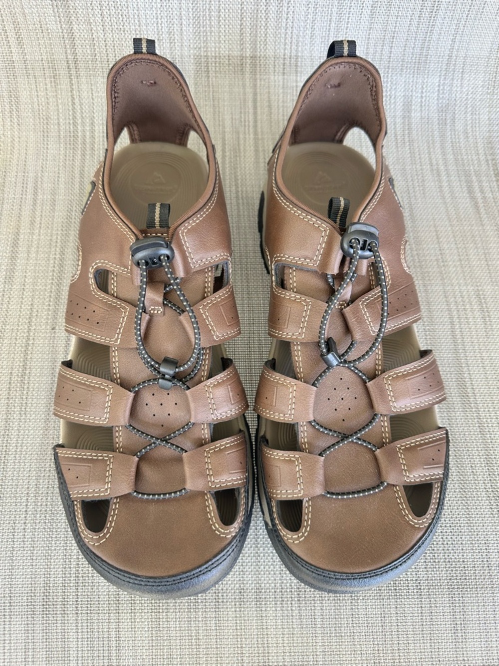 Men’s Ozark Trail Outdoor Sandals Size 11. Hiking Fishing Beach